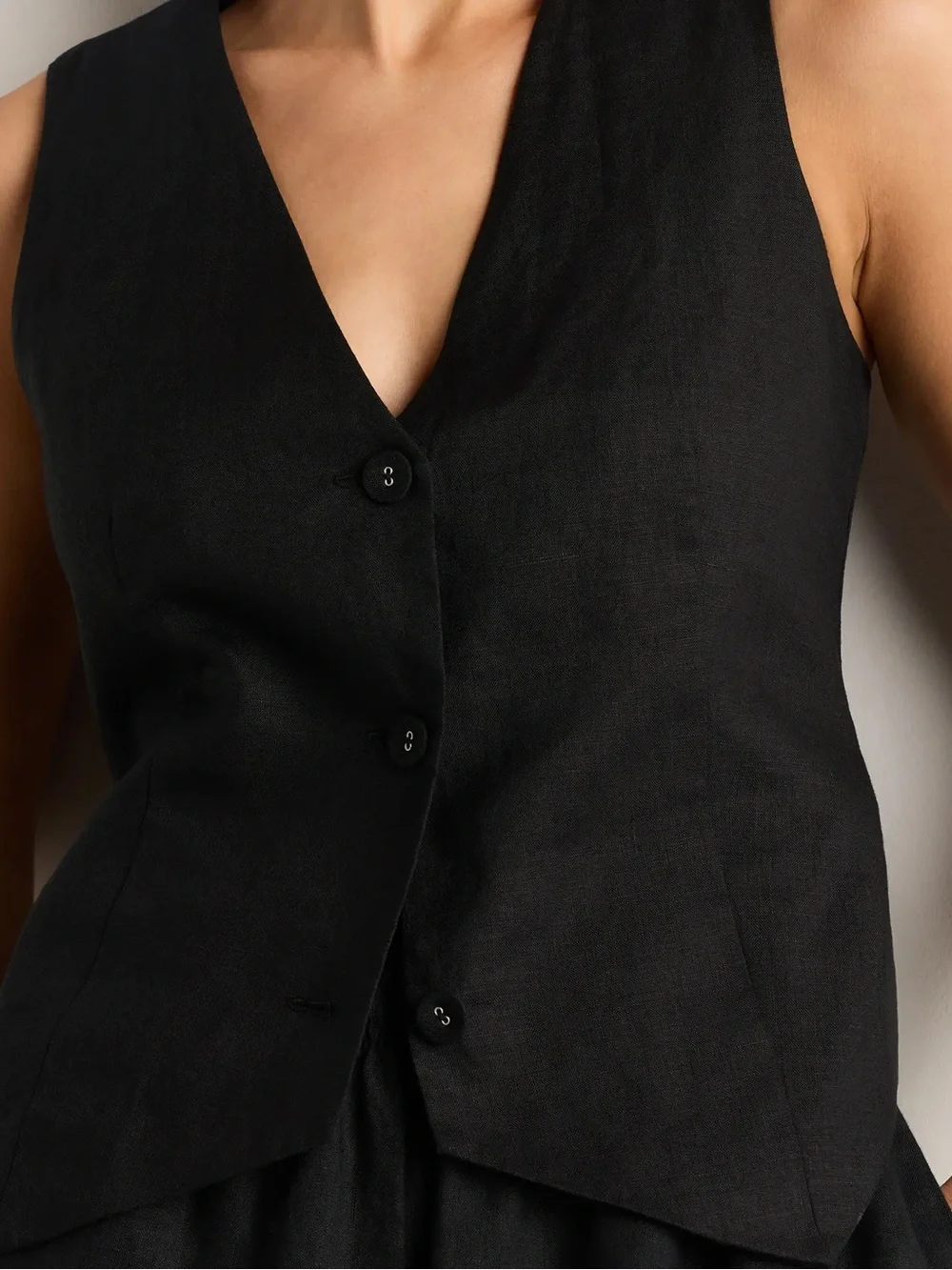 Quince black linen vest Large - Picture 6 of 8